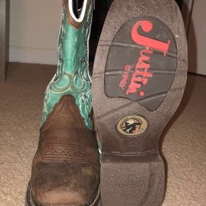 Justin Cowboy boots